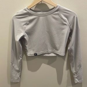 Alphelete long sleeve crop top